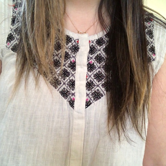 Lucky Brand | Embroidered Blouse - Picture 3 of 8